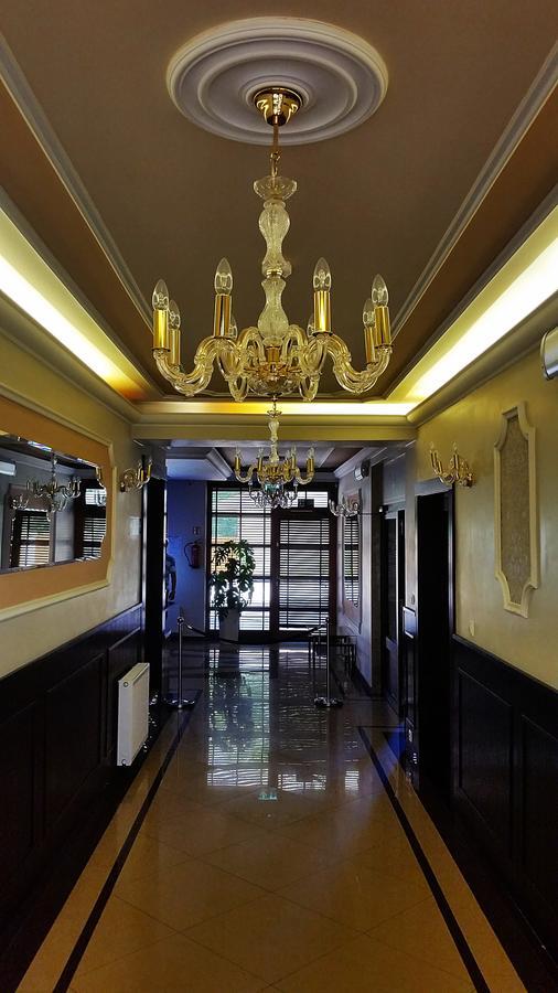 Wiatraczna Hotel Warszawa Eksteriør billede